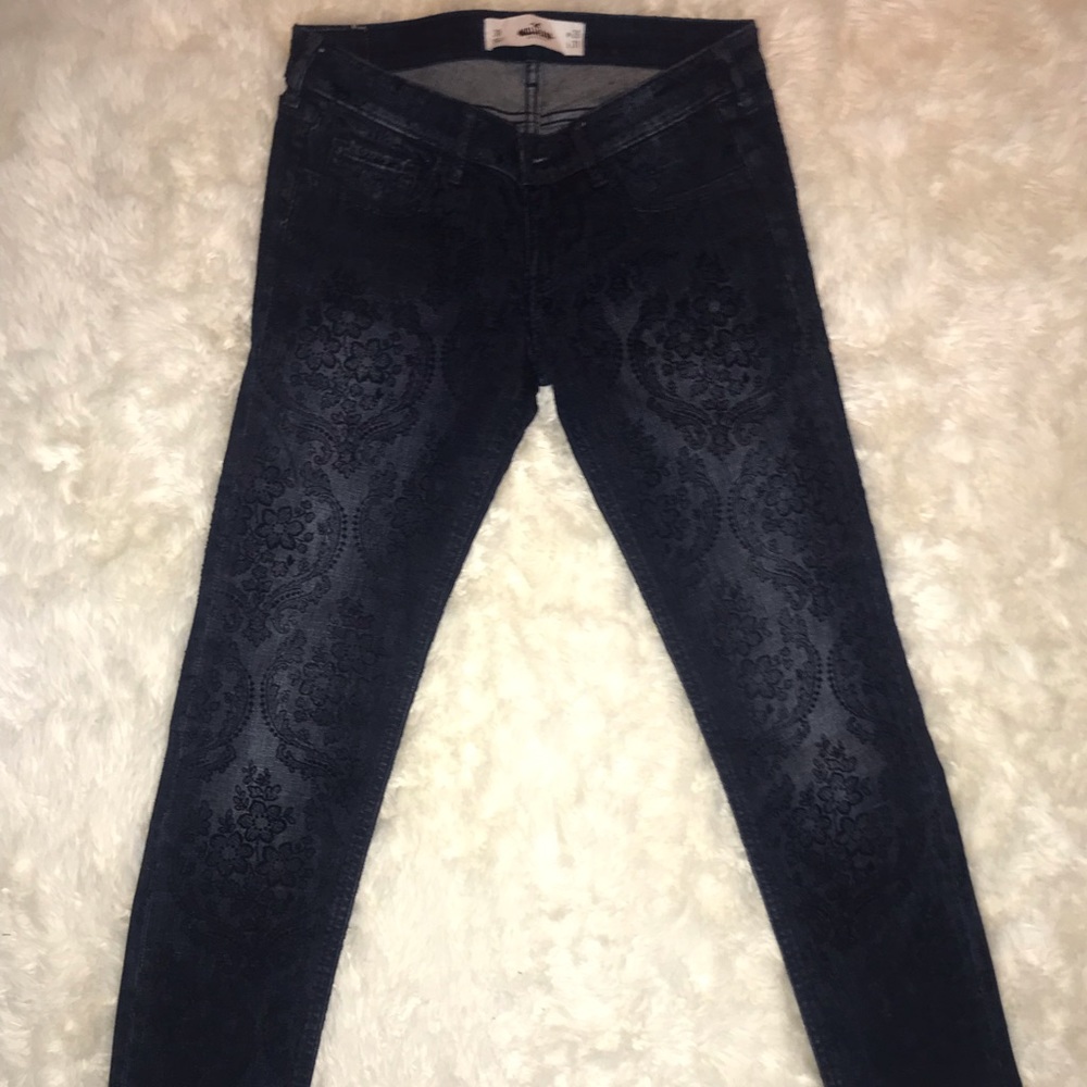 Hollister corduroy flower embroidered jeans